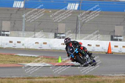 media/Nov-26-2022-Fastrack Riders (Sat) [[b001e85eef]]/Level 3/Session 3 Outside Turn 9/